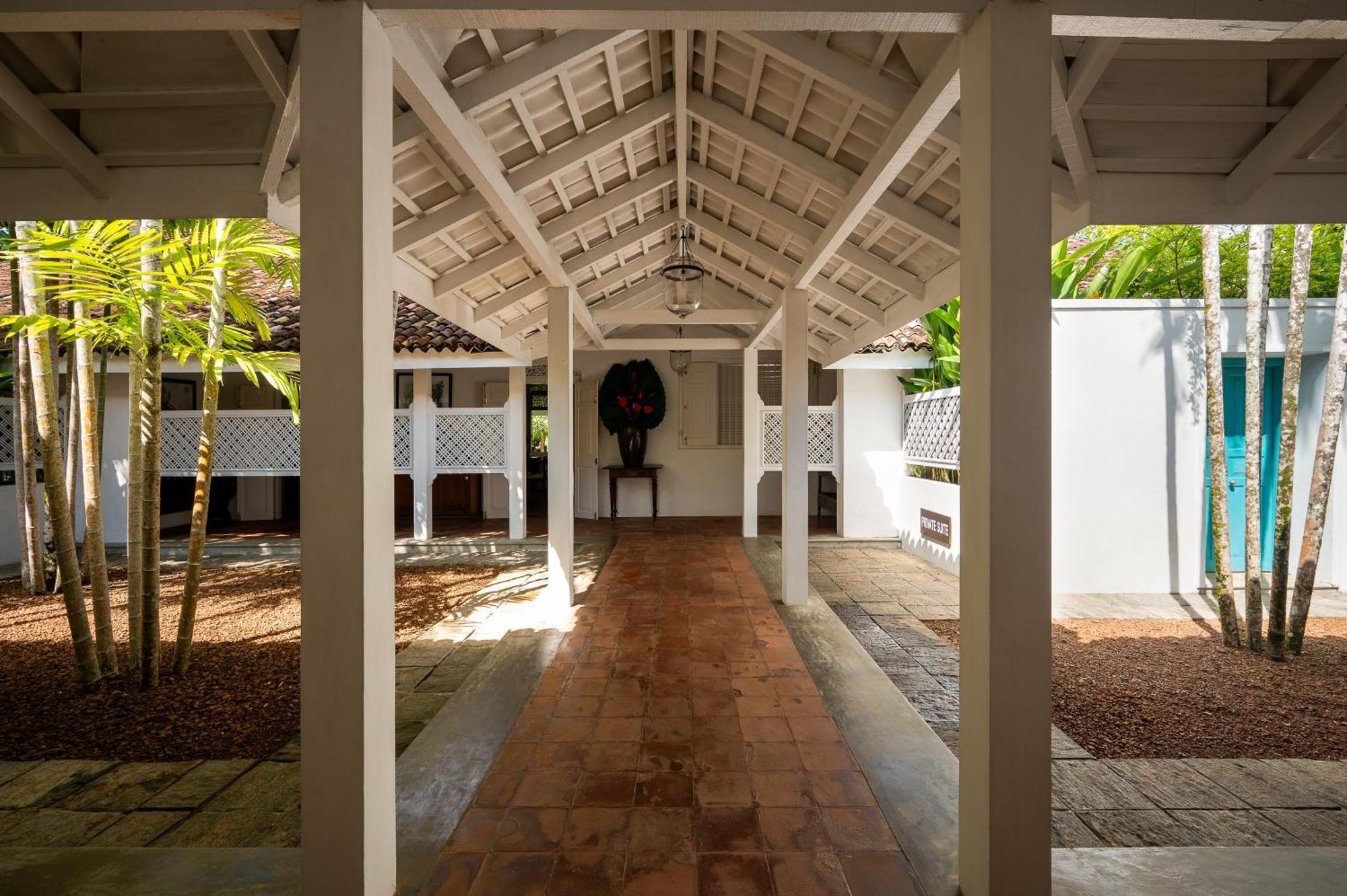Taru Villas - Rock Villa - Bentota Exterior foto