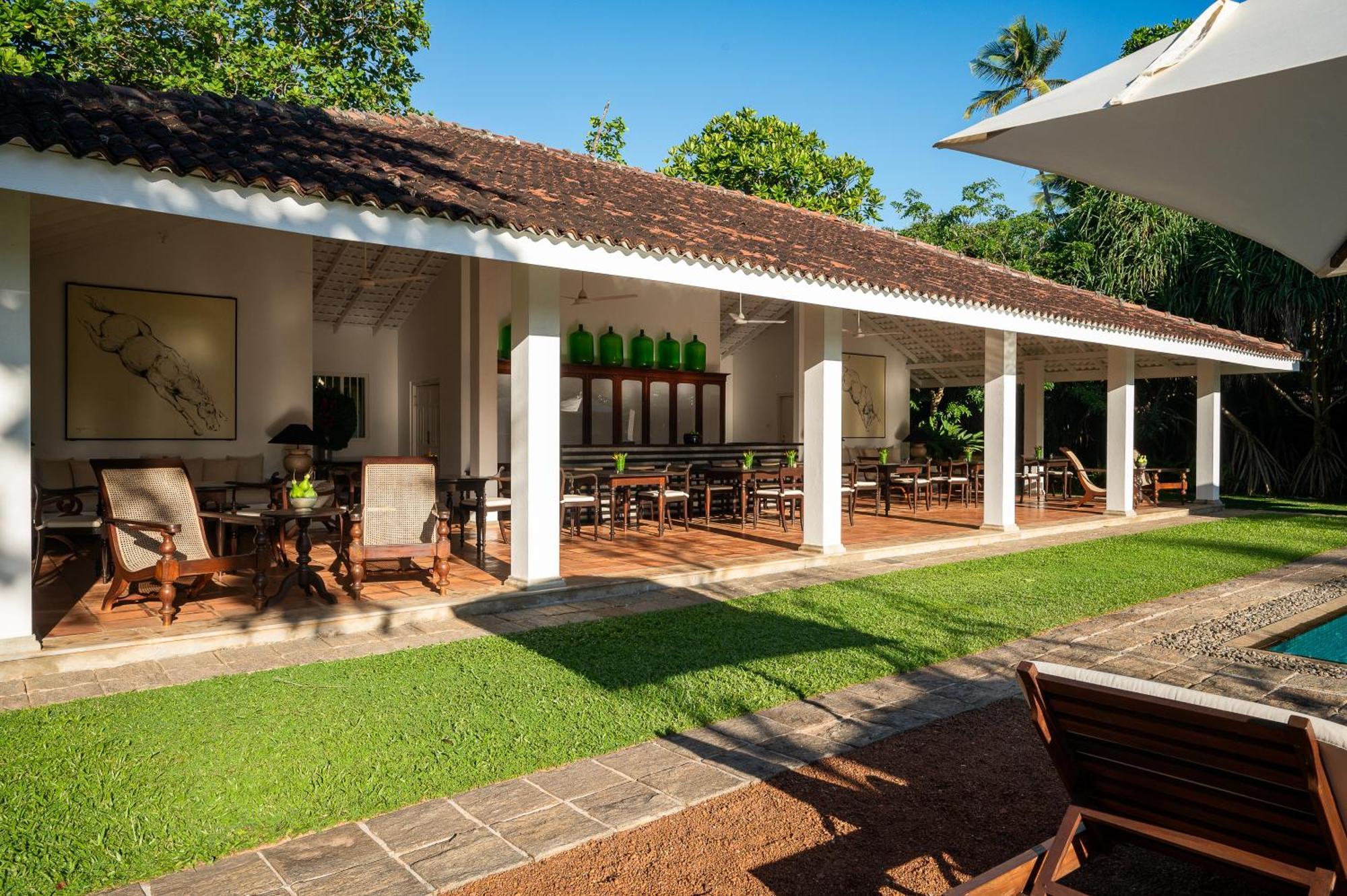 Taru Villas - Rock Villa - Bentota Exterior foto